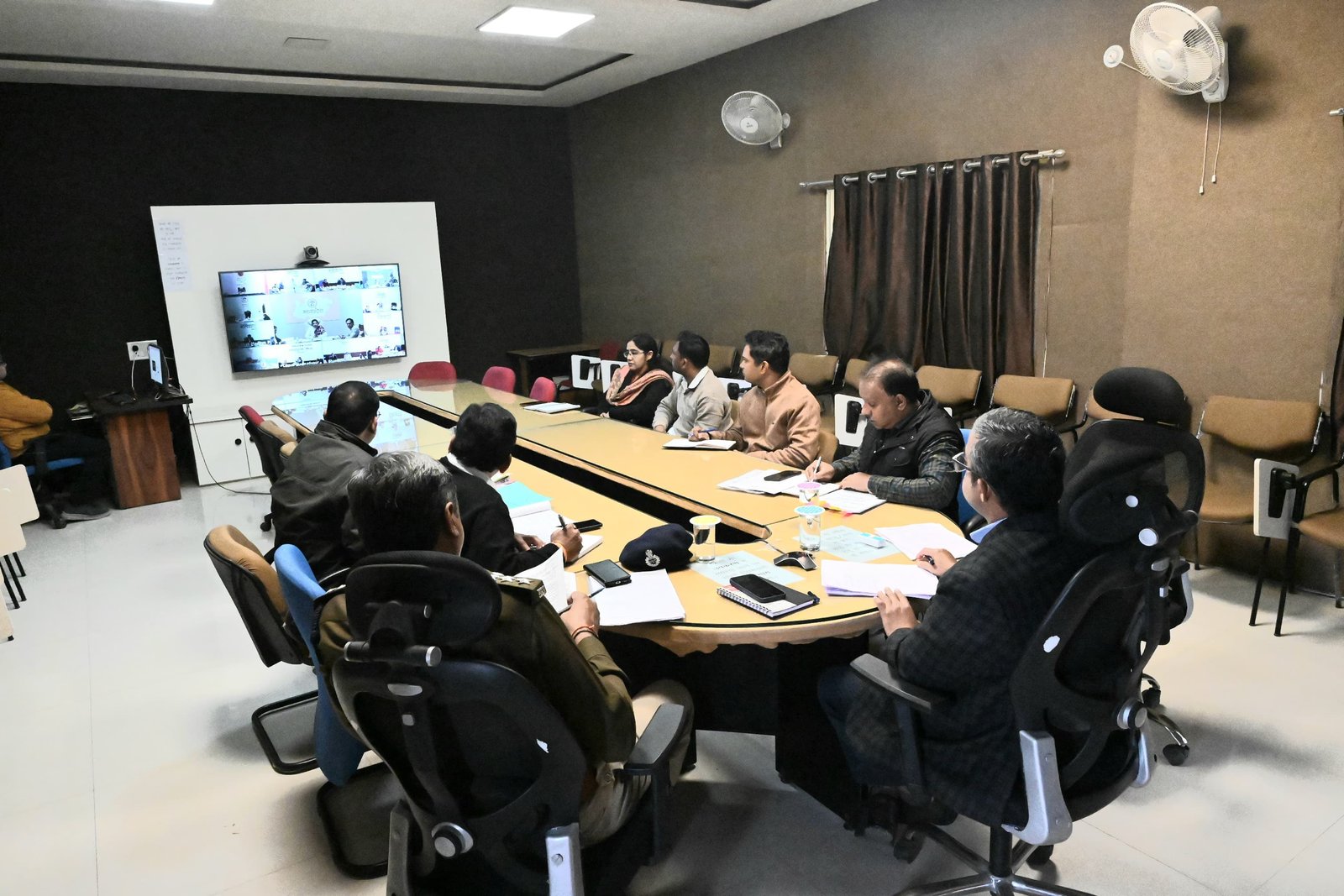 हाईस्कूल एवं हायर सेकेंडरी बोर्ड परीक्षाओं की तैयारियों की समीक्षा