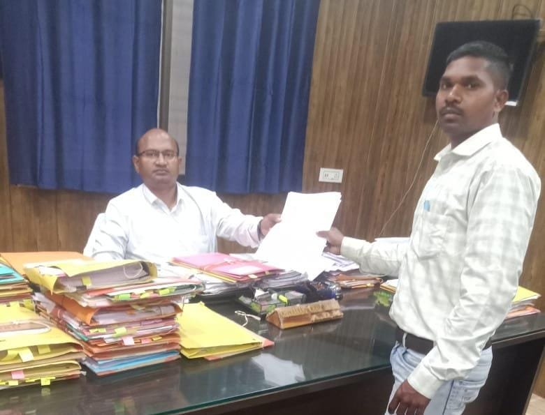 कोंडागांव जिले के नारायणपुर विधानसभा में जनसमस्याओं का विस्फोट पक्का मकान, पुल, स्कूल, बिजली और धान खरीदी को लेकर AAP का प्रशासन पर दबाव