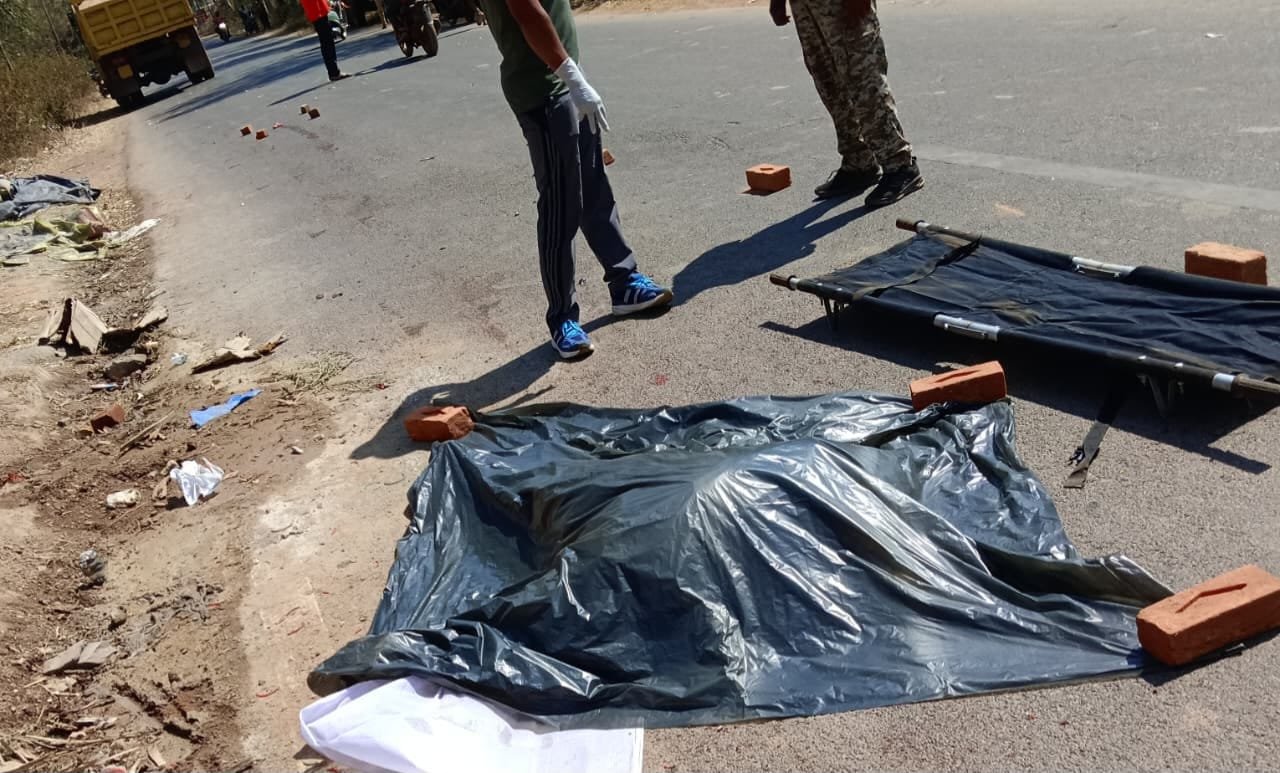 पोटानार में रफ्तार का कहर, हाईवा की चपेट में महिला की मौत