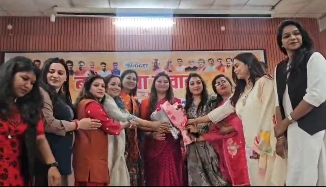 युवा संवाद में गूंजे बजट और धर्मांतरण के मुद्दे