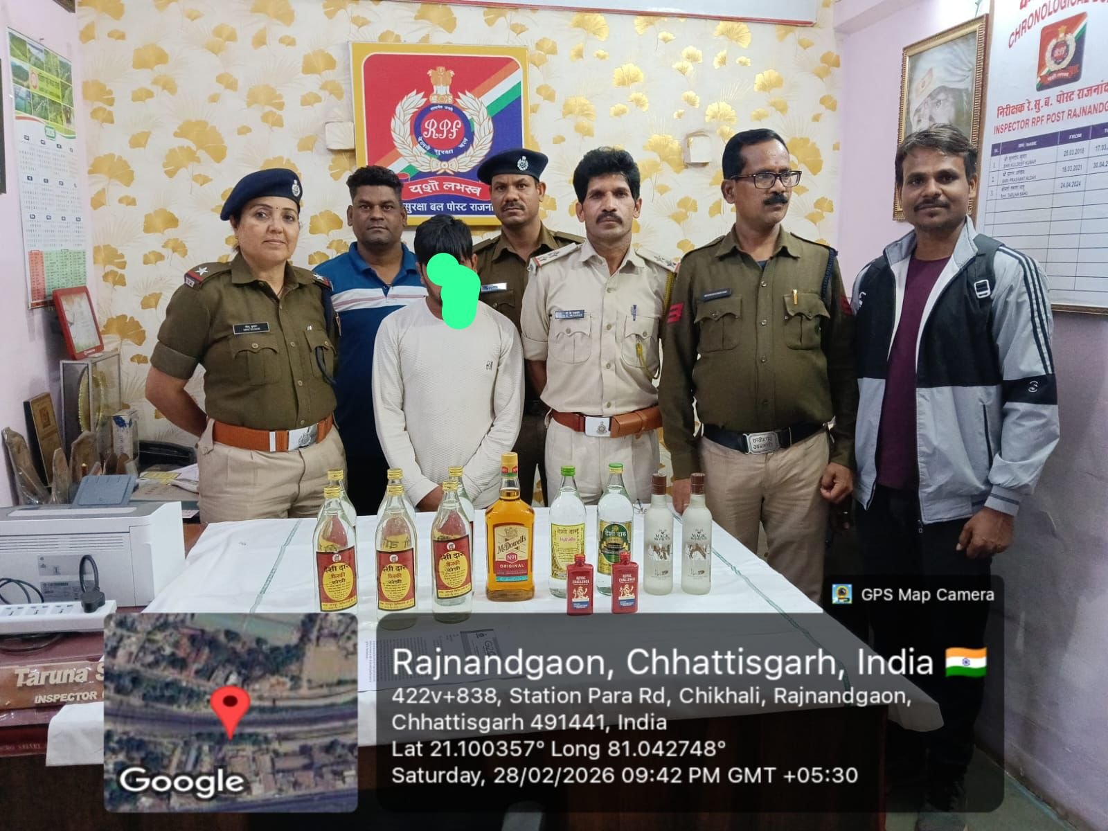 ऑपरेशन सतर्क में आरपीएफ का शिकंजा, अवैध शराब जब्त