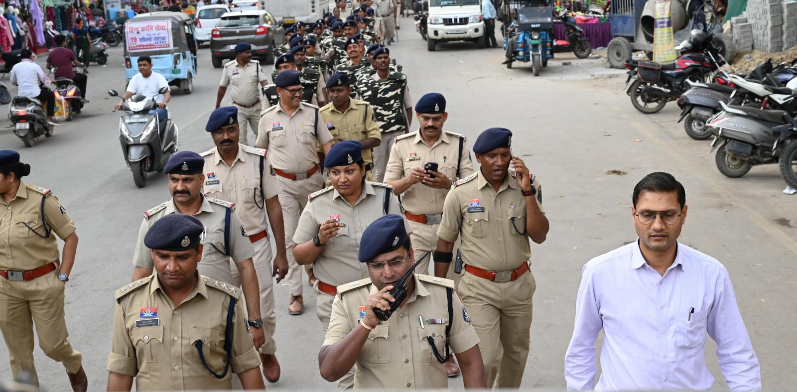 होली–रमज़ान से पहले कोरबा में फ्लैग मार्च, शांति का संदेश