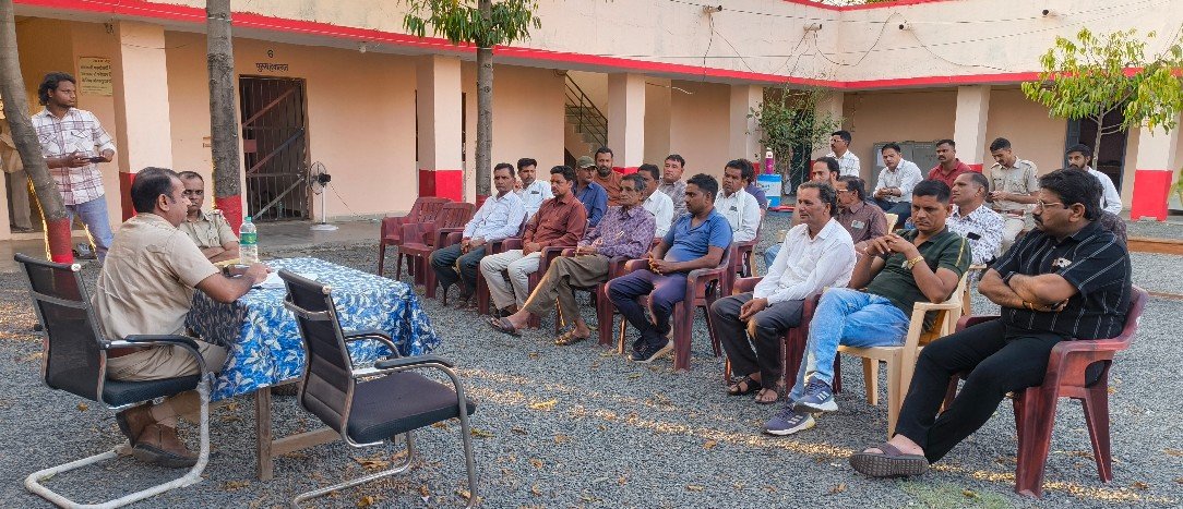 अरनोद में सीएलजी बैठक: त्योहारों को लेकर सुरक्षा व्यवस्था सख्त, साइबर क्राइम पर चेतावनी