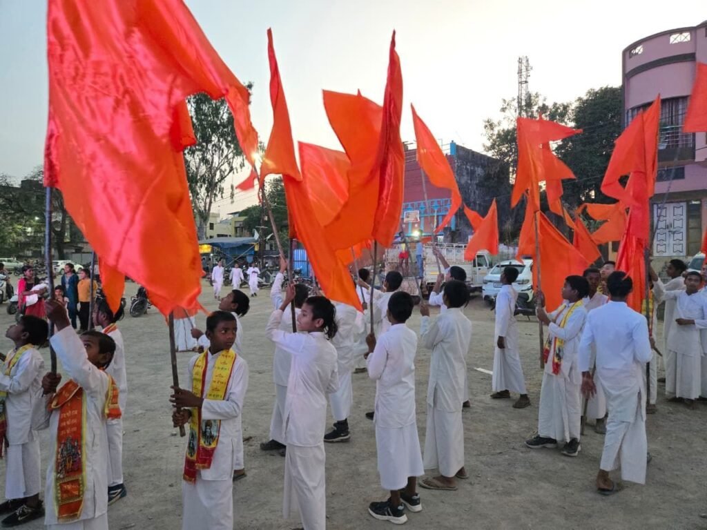 रायगढ़ में हनुमान जन्मोत्सव पर निकली विशाल श्री हनुमान अखाड़ा शोभायात्रा, शहर हुआ भक्तिमय 