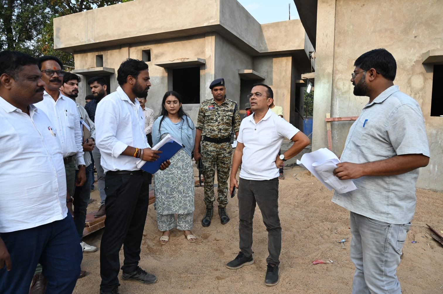 कलेक्टर महोबे ने शिवरीनारायण,खरौद में जल आवर्धन योजना का किया निरीक्षण...