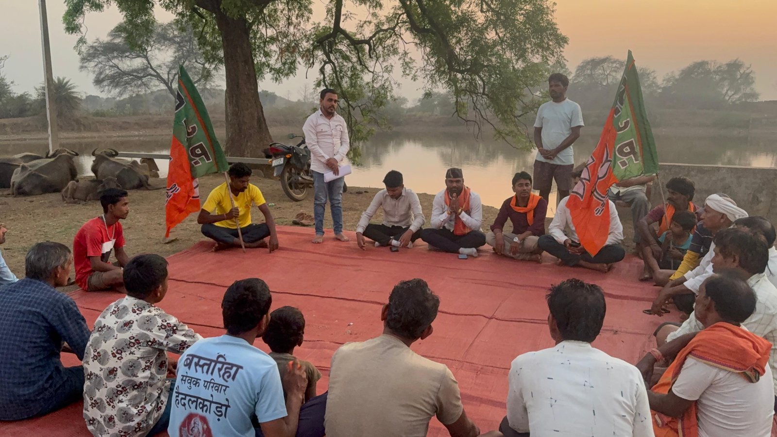 गाँव चलो–बूथ चलो’ के जरिए भाजपा ने घर-घर पहुंचकर योजनाओं की दी जानकारी