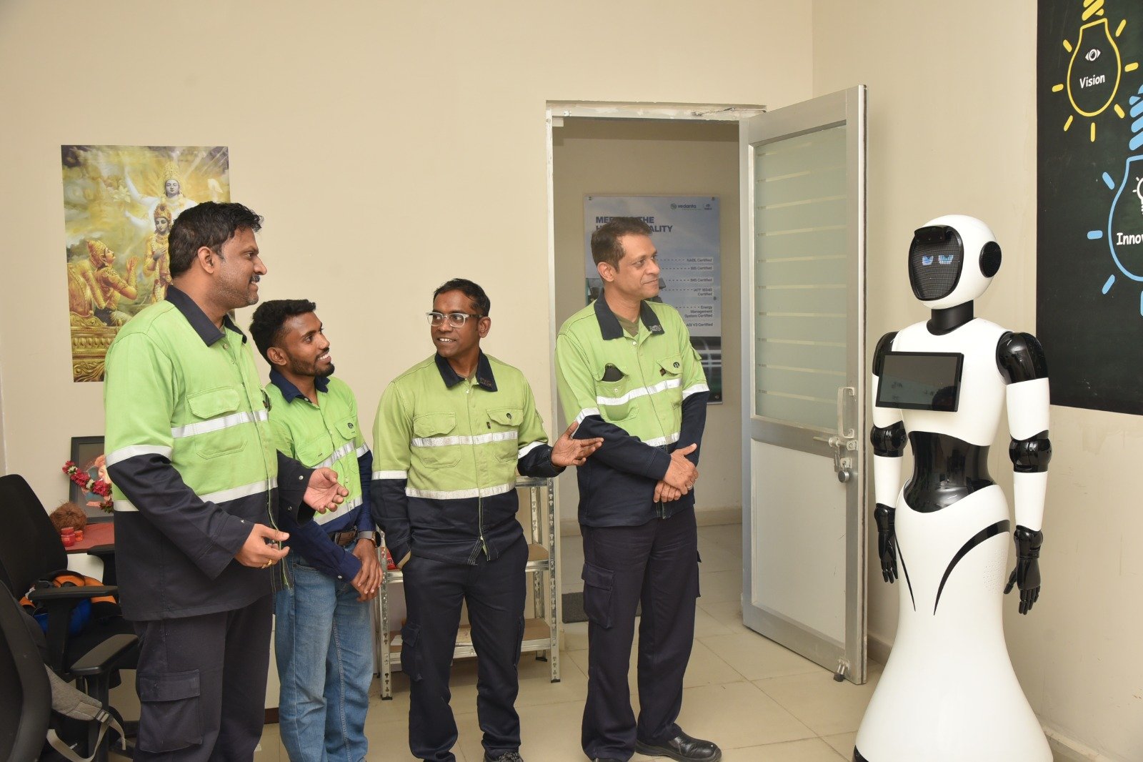 बालको में AI रोबोट ‘अलाइसा’ की एंट्री: कर्मचारियों को मिलेगी रियल-टाइम सुरक्षा ट्रेनिंग