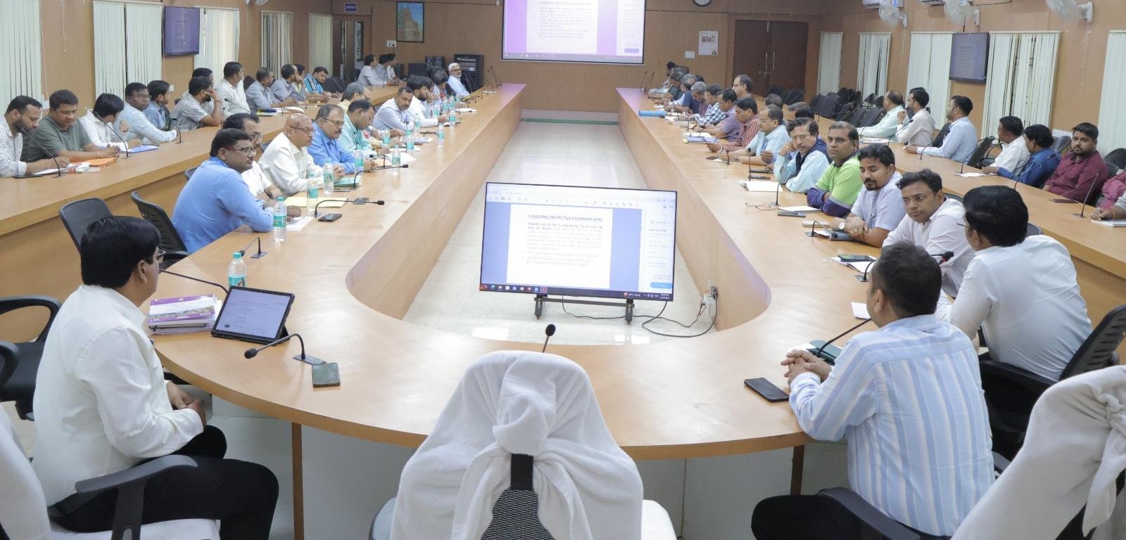 पावर प्लांट से फैक्ट्रियों तक अलर्ट: कलेक्टर के निर्देश पर सुरक्षा को लेकर बड़ी बैठक