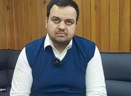 गाजीपुर में अधिकारियों पर सख्ती, बिना अनुमति मुख्यालय छोड़ने पर होगी कड़ी कार्रवाई