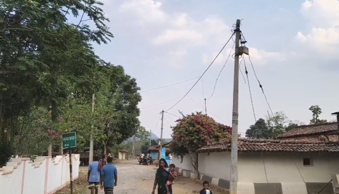 कोरबा के गांवों में अंधेरा, बिजली नहीं फिर भी भारी बिल