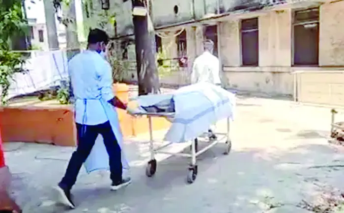 तहसील कार्यालय में गिरी जान, जमीन के काम से आए रिटायर्ड शिक्षक की रास्ते में मौत