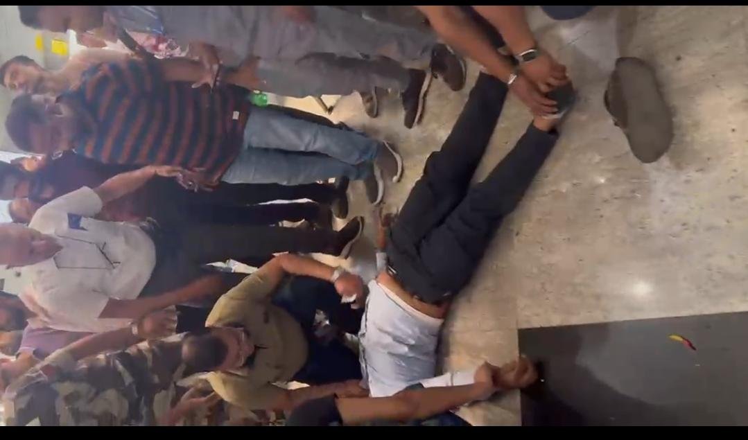 Anp news रायपुर एयरपोर्ट में बड़ा हादसा, 30 फीट ऊंचाई से गिरकर इलेक्ट्रीशियन की मौत
