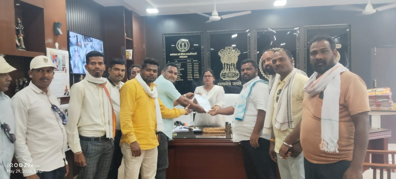 कांग्रेस ने मर्दापाल क्षेत्र के धान खरीदी केंद्रों में घोटाले का लगाया आरोप, मर्दापाल ब्लॉक कांग्रेस कमेटी ने कलेक्टर को सौंपा ज्ञापन