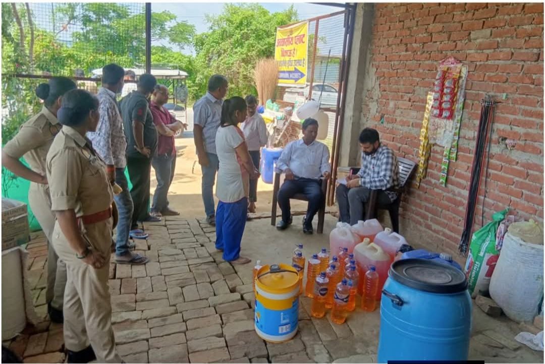 अवैध पेट्रोल-डीजल भंडारण पर प्रशासन की बड़ी कार्रवाई, 268 लीटर ईंधन जब्त