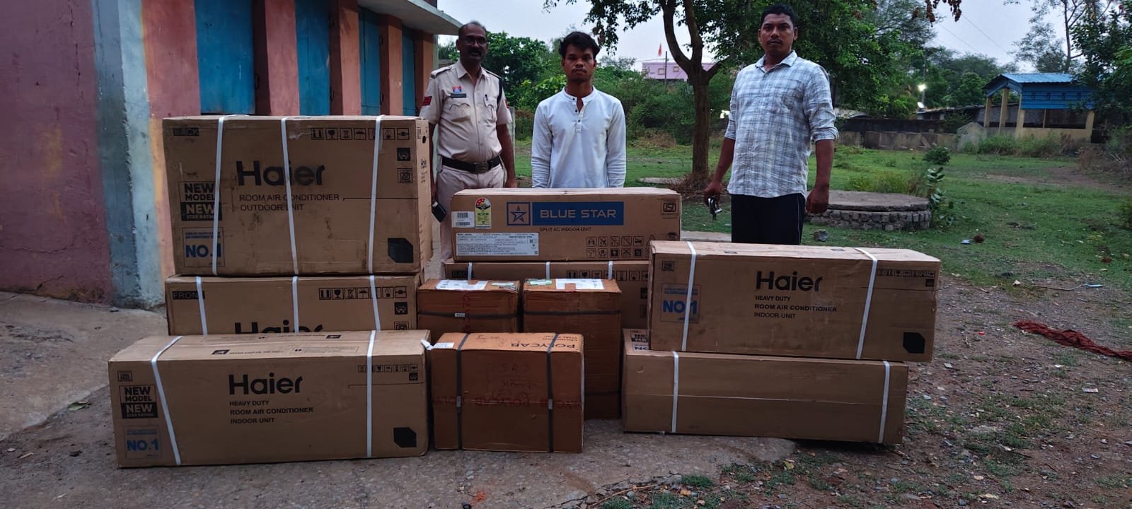 दो सगे भाइयों ने किया AC चोरी का खेल पुलिस ने 24 घंटे में किया गिरफ्तार...