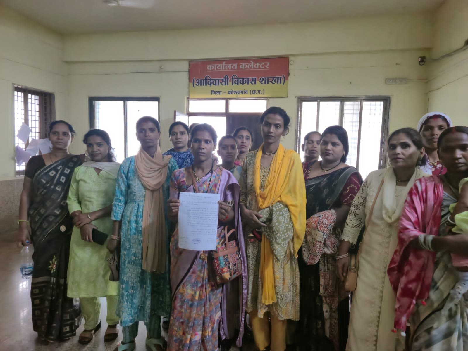 कोंडागांव में आश्रम-छात्रावास के दैनिक वेतनभोगी कर्मचारियों को 3 माह से वेतन नहीं, श्रम सम्मान निधि भुगतान की भी मांग