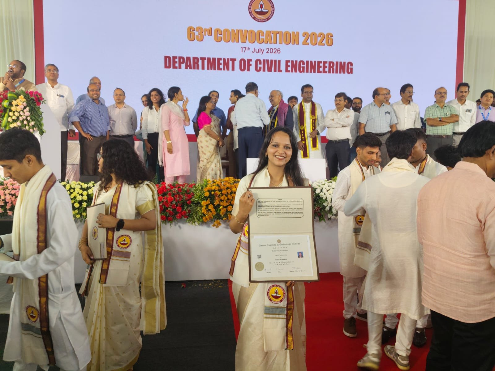 IIT मद्रास से डिग्री, कोरबा का बढ़ाया गौरव राधा की सफलता पर शहर को गर्व