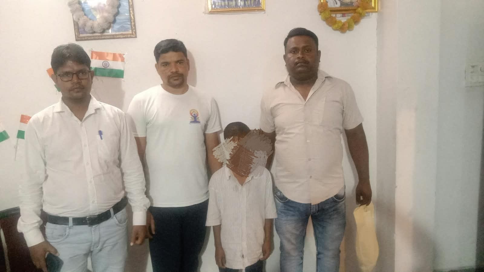 पिता की हत्या, मां ने छोड़ा साथ,10 साल के बच्चे को डोंगरगढ़ पुलिस ने दी नई जिंदगी की उम्मीद