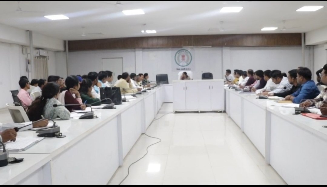 किसानों तक योजनाओं का लाभ पहुंचाने व्यापक प्रचार-प्रसार के निर्देश