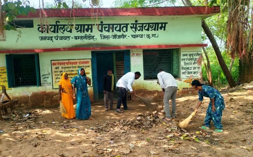सेवा संकल्प अभियान के तहत गांव-गांव चला स्वच्छता एवं जनजागरूकता अभियान...