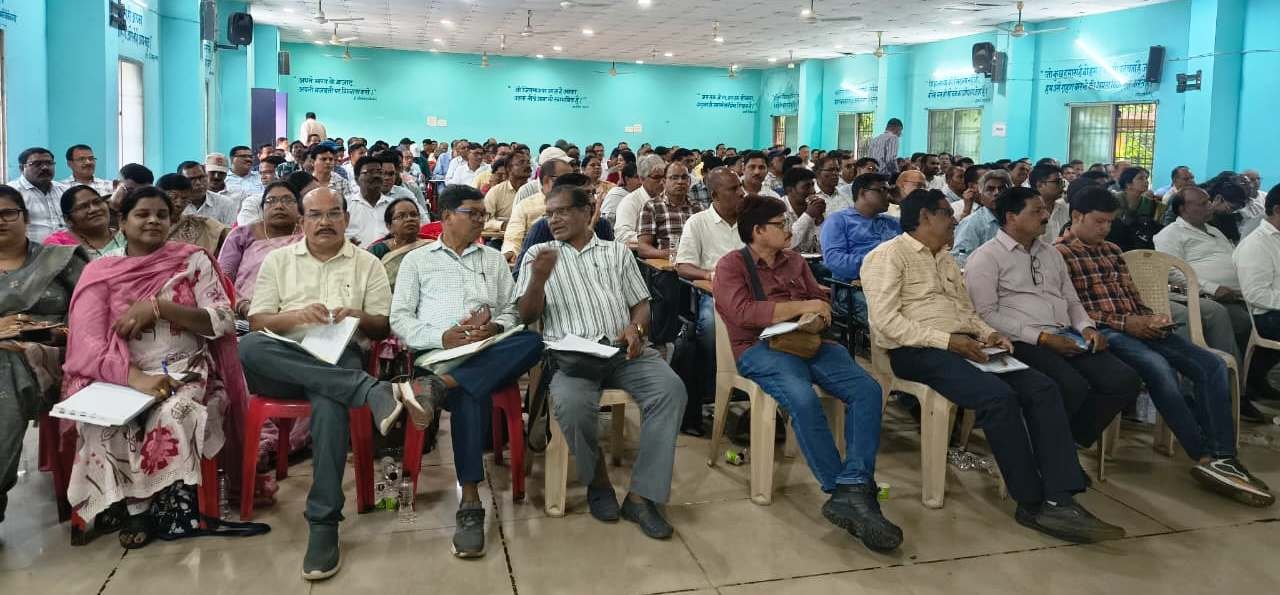 विद्यालयों में स्थानांतरण प्रमाण पत्र ऑनलाइन जारी किए जाने हेतु प्राचार्यों को दिया गया प्रशिक्षण...