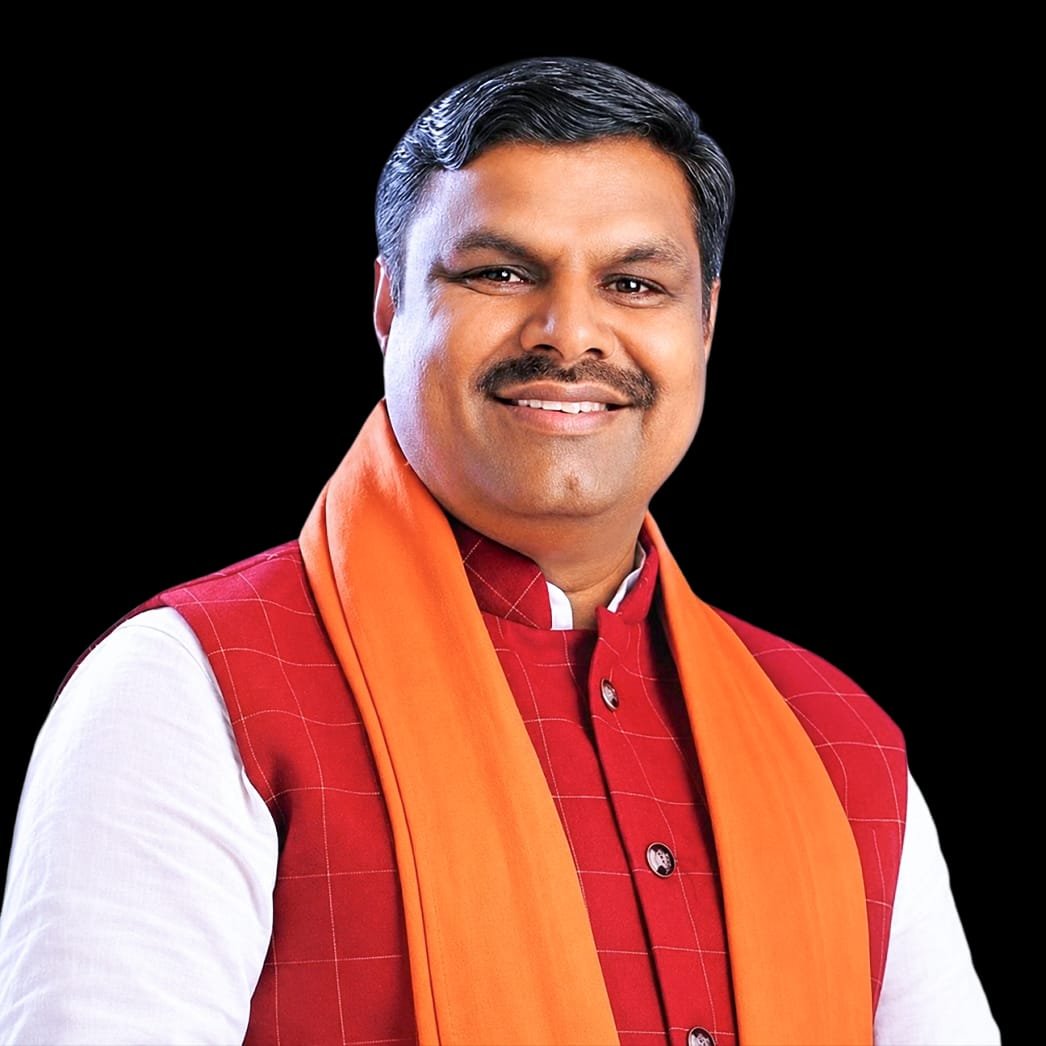 शिक्षा मंत्री के निर्देश पर विद्यार्थियों को बड़ी राहत, अब जरूरी दस्तावेजों के लिए नहीं लगाने पड़ेंगे चक्कर...