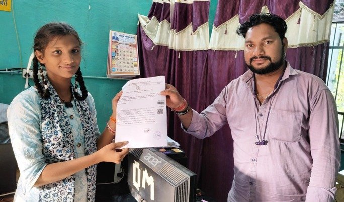 सेवा सेतु केन्द्र से आसान हुई शासकीय प्रक्रिया, समय वा मिली बेटी की मिली आय, जाति एवं निवास प्रमाण पत्र...
